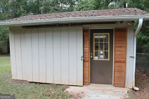 436 Twinwood St, Thomaston, GA 30286 - Photo 16
