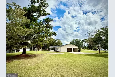 94 Elton Street, Hazlehurst, GA 31539 - Photo 6