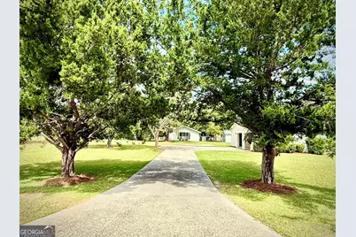 94 Elton Street, Hazlehurst, GA 31539 - Photo 2