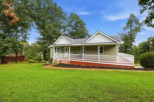 734 Crestridge Dr, Rossville, GA 30741 - Photo 2