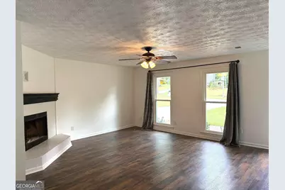 292 Cypress Circle, Carrollton, GA 30116 - Photo 4