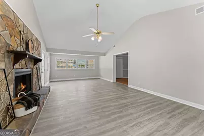 203 Bassett Street, Centerville, GA 31028 - Photo 6