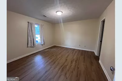 31 Oak Street, Newnan, GA 30263 - Photo 8