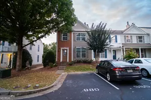 980 Prestwyck Ct, Alpharetta, GA 30004 - Photo 2
