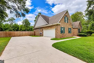 327 Westminster Dr, Guyton, GA 31312 - Photo 2