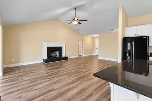 131 Lake Meadows Dr, Winder, GA 30680 - Photo 10