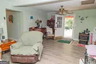 750 Crawford Rd, Barnesville, GA 30204 - Photo 18