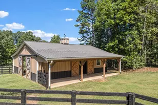 357 Birchwood Dr, Clarkesville, GA 30523 - Photo 8