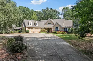 357 Birchwood Dr, Clarkesville, GA 30523 - Photo 4