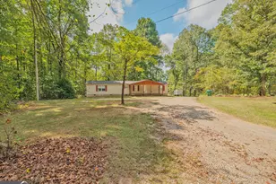 594 Neal Rd, Commerce, GA 30530 - Photo 2