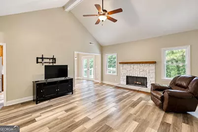 4302 Derbyshire Trace SE, Conyers, GA 30094 - Photo 6
