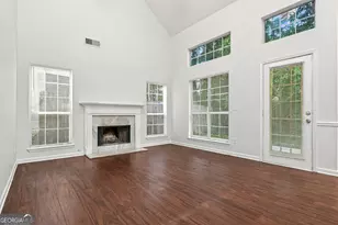 6309 Phillips Ct, Lithonia, GA 30058 - Photo 2