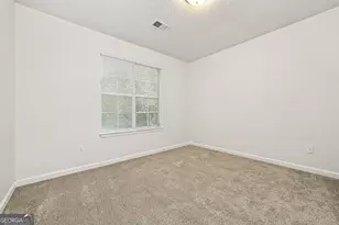 6309 Phillips Ct, Lithonia, GA 30058 - Photo 10