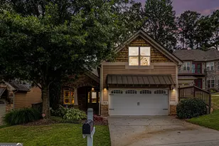 180 Greenview Dr, Newnan, GA 30265 - Photo 1