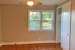 304 Forsyth St, Barnesville, GA 30204 - Photo 10