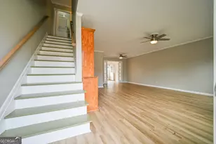 107 Georgetown Dr, Athens, GA 30605 - Photo 2