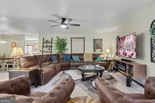 87 Theodore St, Clayton, GA 30525 - Photo 6
