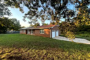 8750 Sandy Cross Rd, Carnesville, GA 30521 - Photo 6
