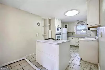 2099 Cascade Road SW, Atlanta, GA 30311 - Photo 10