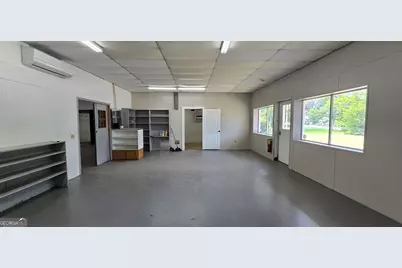 307 Saxon Street, Dublin, GA 31021 - Photo 6
