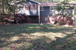 401 Pineburr Ln, Stone Mountain, GA 30087 - Photo 18