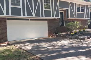 401 Pineburr Ln, Stone Mountain, GA 30087 - Photo 1