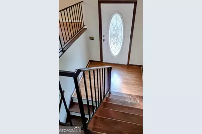 401 Pineburr Lane, Stone Mountain, GA 30087 - Photo 2