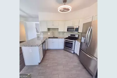 2162 Mill Garden Run, Buford, GA 30519 - Photo 2