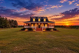 2700 Bear Creek Rd, Tarrytown, GA 30470 - Photo 2