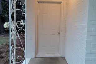 4260 Dellwood Dr, Macon, GA 31204 - Photo 2