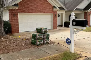 49 Stony Oak Dr, Newnan, GA 30263 - Photo 2
