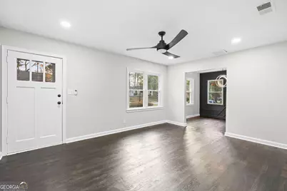 2533 Plantation Drive, East Point, GA 30344 - Photo 12
