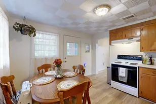 915 N Main St, Statesboro, GA 30458 - Photo 52