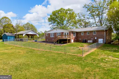 450 N Clarks Creek Road, Martin, GA 30557 - Photo 8
