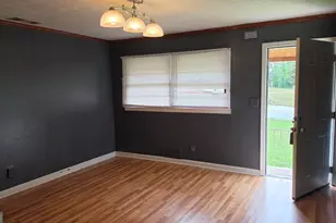 632 Pineridge Dr, Forest Park, GA 30297 - Photo 2