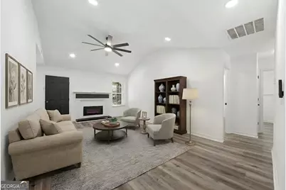 648 Fieldcrest Drive, McDonough, GA 30253 - Photo 2