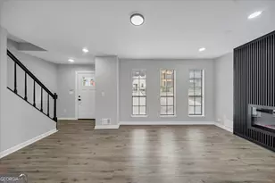 842 Brandy Oaks Ln, Stone Mountain, GA 30088 - Photo 8