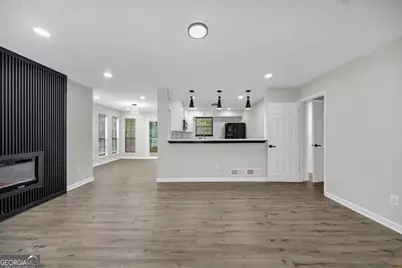842 Brandy Oaks Lane, Stone Mountain, GA 30088 - Photo 10