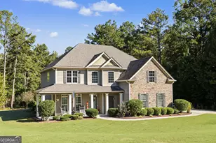 141 Austin Storey Cir, Newnan, GA 30263 - Photo 2