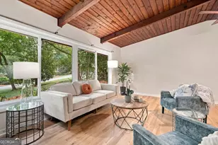 3656 Eaglerock Dr, Atlanta, GA 30340 - Photo 10