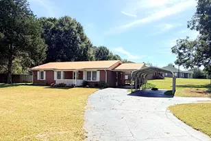 611 Mitchell Ave, Bowdon, GA 30108 - Photo 2