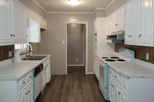 3000 White Pine Ln, Mansfield, GA 30055 - Photo 8