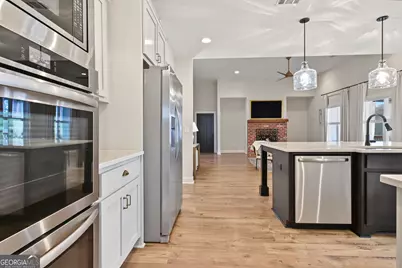 100 W Wind Court, Tyrone, GA 30290 - Photo 18