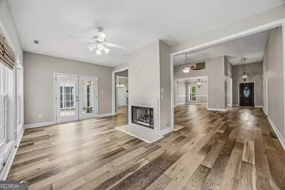 45 Hillsborough Court, Sharpsburg, GA 30277 - Photo 10