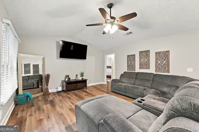 532 Dixie Red Avenue, Jefferson, GA 30549 - Photo 10