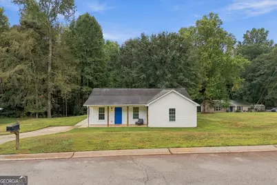 532 Dixie Red Avenue, Jefferson, GA 30549 - Photo 2
