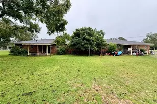 307 S River St, Claxton, GA 30417 - Photo 10