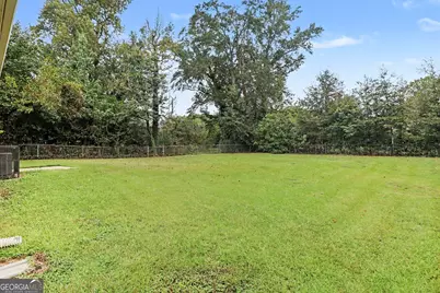 2541 Burton Circle, Morrow, GA 30260 - Photo 10