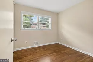 2541 Burton Cir, Morrow, GA 30260 - Photo 20