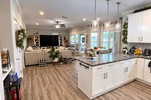 1512 Plantation Cir, Blackshear, GA 31516 - Photo 6